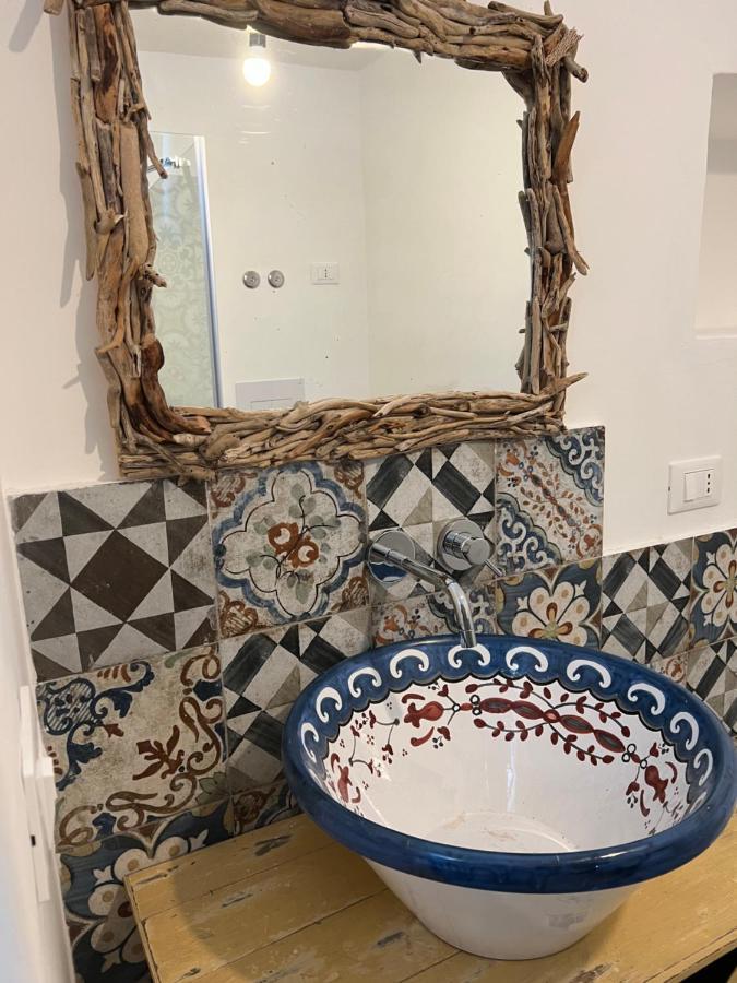 Antica Dimora Santa Marina Salina Bed & Breakfast Bagian luar foto